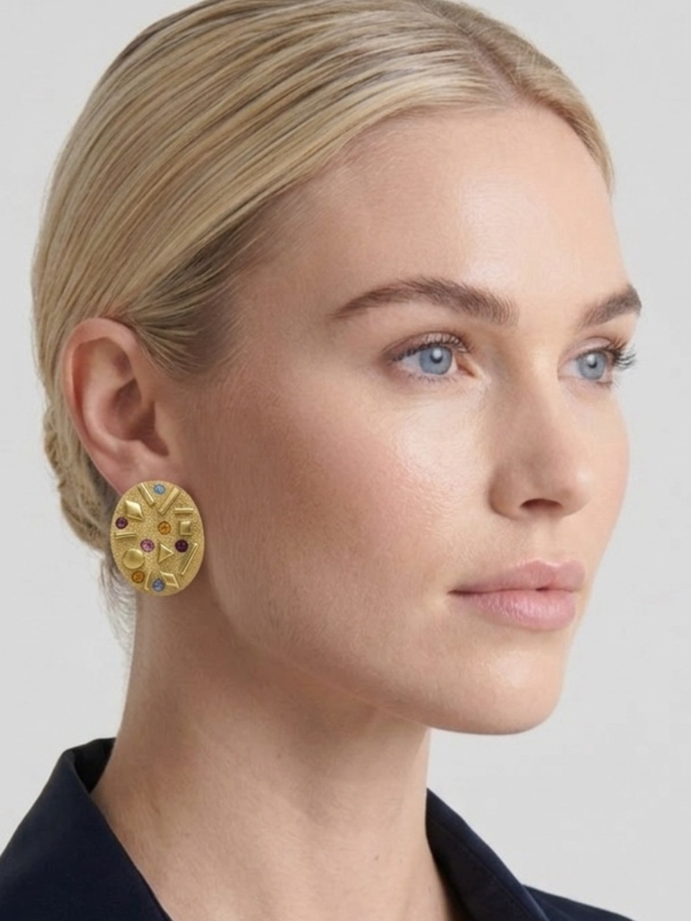 Sarah Coventry Vintage "Sultana" gold-tone clip-on earrings